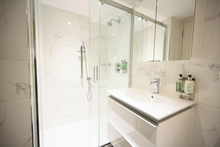 Bathroom 3, The Beach House, Cornwall