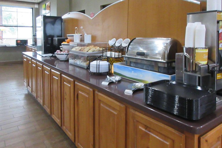 Food & Drinks 5, Comfort Inn Port Huron, Saint Clair
