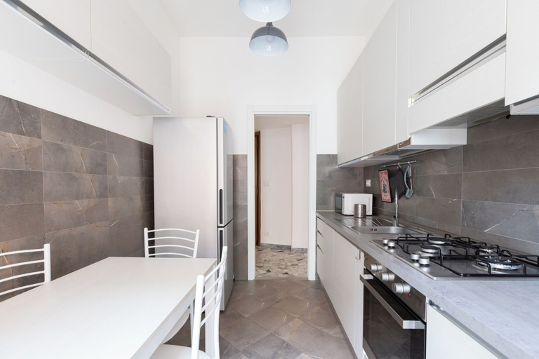Others 5, Macedonia 30 Bright Flat, Rome
