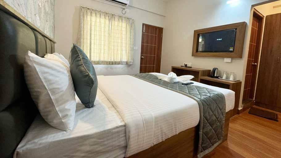Bedroom 3, Dreams Inn, Bangalore