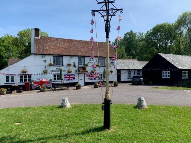Others 3, The Cricketers Arms, West Sussex