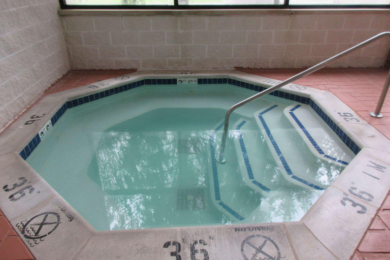 Sport & Beauty 5, Comfort Inn Port Huron, Saint Clair