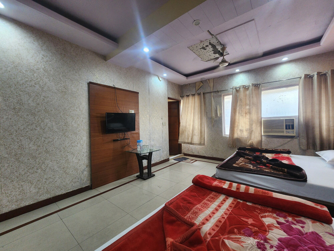 Bedroom 2, Hotel Step Inn Gold, Delhi