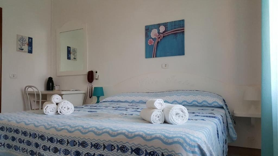 Bedroom 3, Villa Italia B&B, Livorno