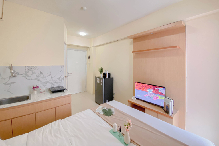 Bedroom 3, Nice Studio Green Pramuka City Apartment near Shopping Center, Jakarta Pusat
