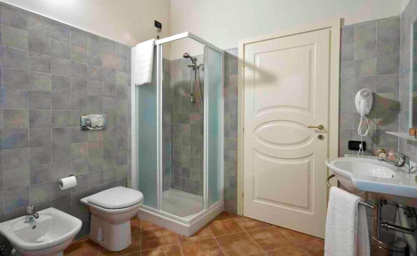Bathroom, CASCINA DOMINA, Torino