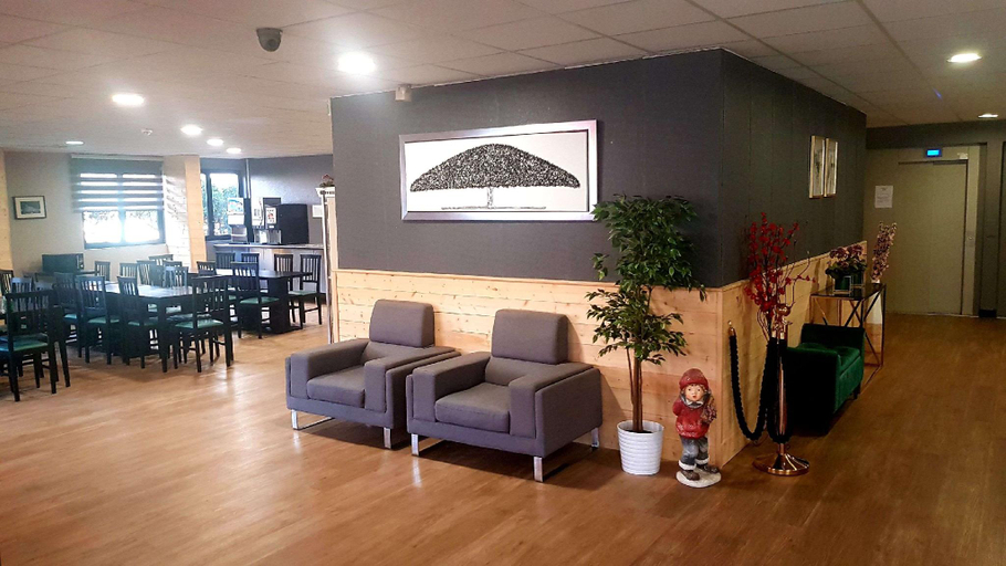 Public Area 2, Euro Hotel Paris Creteil Metro, Val-de-Marne