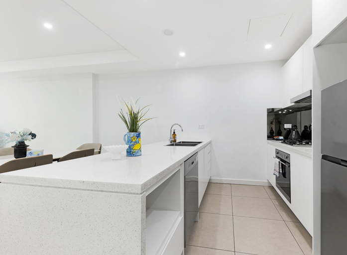 Others 4, Kozyguru | Mascot | 2-Bed Close To Train, Sydney
