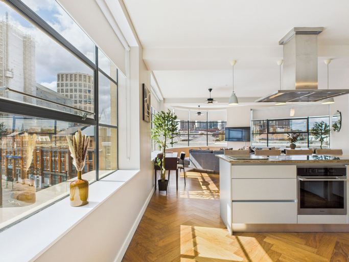 Food & Drinks 5, Be London - The Old Street Residences, London