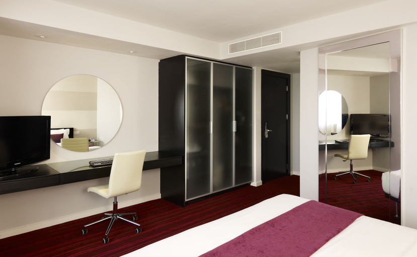 Bedroom 3, Park Plaza Leeds, Leeds