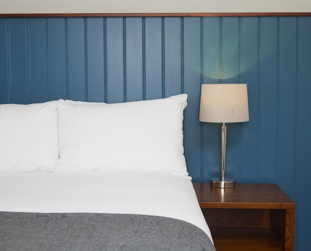 Bedroom 2, Longshoot Hotel by Good Night Inns, Leicestershire