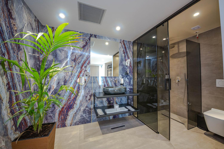 Bathroom 5, Hotel Sole Mare, Sarandës