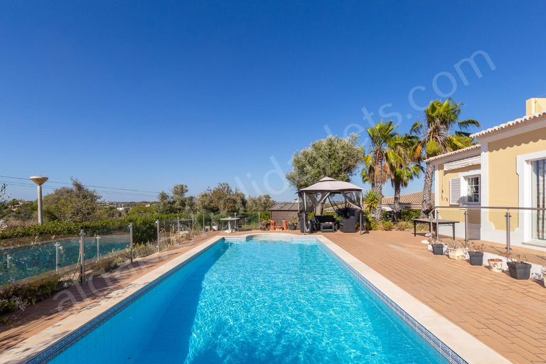 Others 5, Casa Sinead, Lagoa
