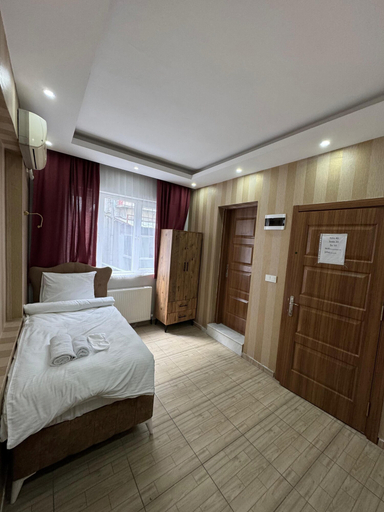 Bedroom 3, beyzade apt hotel, Fatih