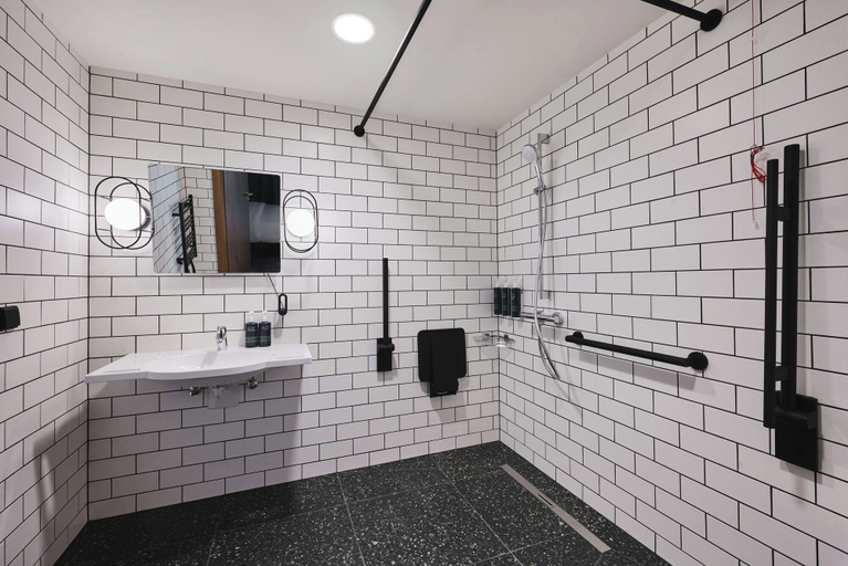 Bathroom 4, Four Points by Sheraton Wroclaw, Środa Śląska