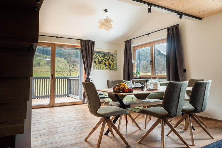 Others 4, Alte Bildhauerei, Kitzbühel
