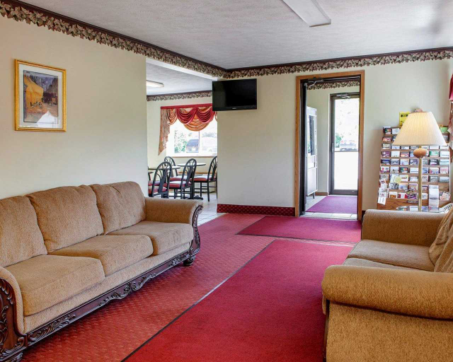 Public Area 5, FairBridge Inn Express Chesterton, Porter