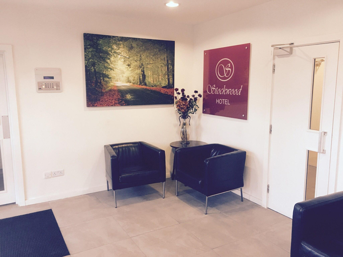 Public Area 2, Stockwood, Luton