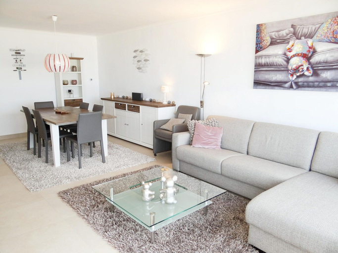 Others 3, Apartment in Nieuwpoort by the Beach, West-Vlaanderen