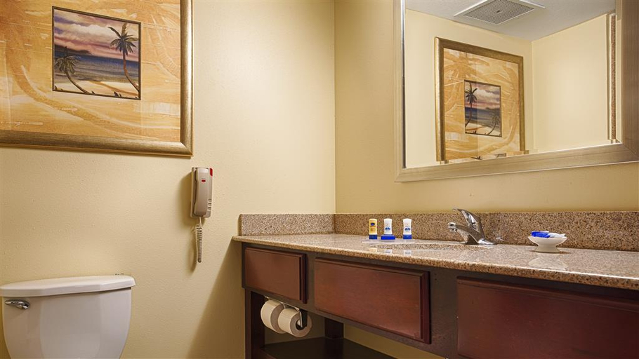 Bathroom 4, Comfort Inn & Suites Tavares North, Lake
