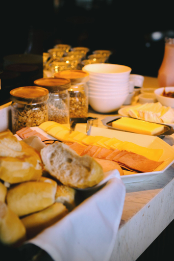 Food & Drinks 5, HOTEL BARTZ, Camagua