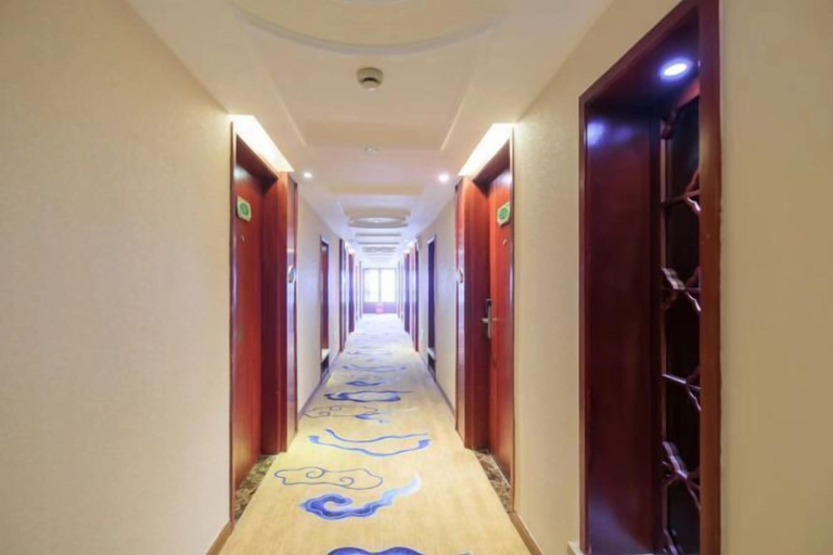 Others 5, Vienna Hotel (Songbin Road Metro Station, Baoshan), Shanghai