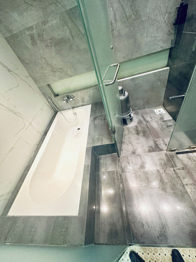 Bathroom 3, Saibaba International Hotel, Ahmadnagar