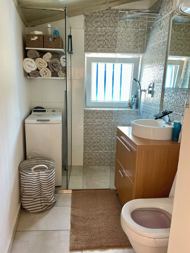 Bathroom 3, Holiday House Baska Hill, Baška