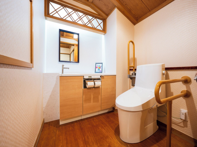 Bathroom 3, BeppuOnsen Hotel Sansenkaku, Beppu
