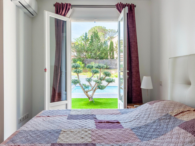 Bedroom 2, Villa in Vidauban near Sainte Maxime Beach, Var