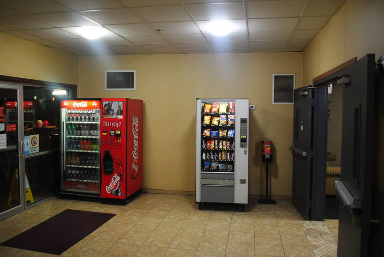 Food & Drinks, Asteria Inn and Suites, Redwood
