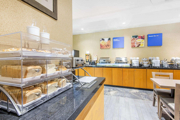 Others 5, Comfort Inn & Suites Collingwood, Simcoe