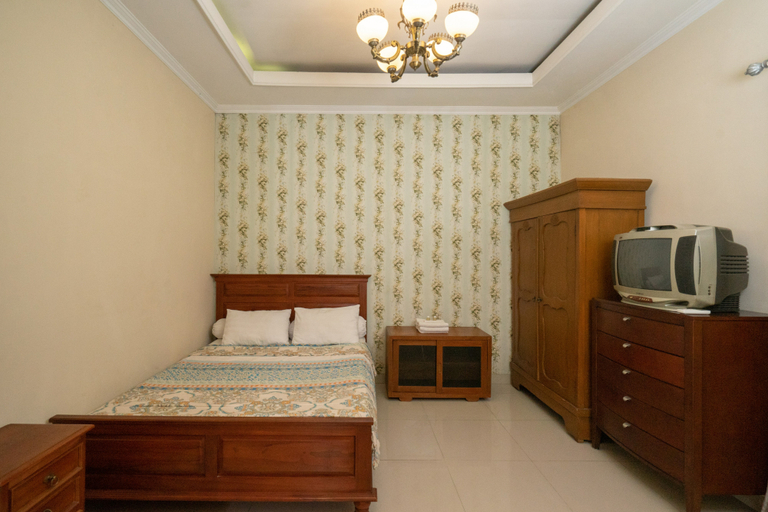 Others 5, Griya Bayan Kraguman - Private 3 BR Villa in Prambanan, Klaten