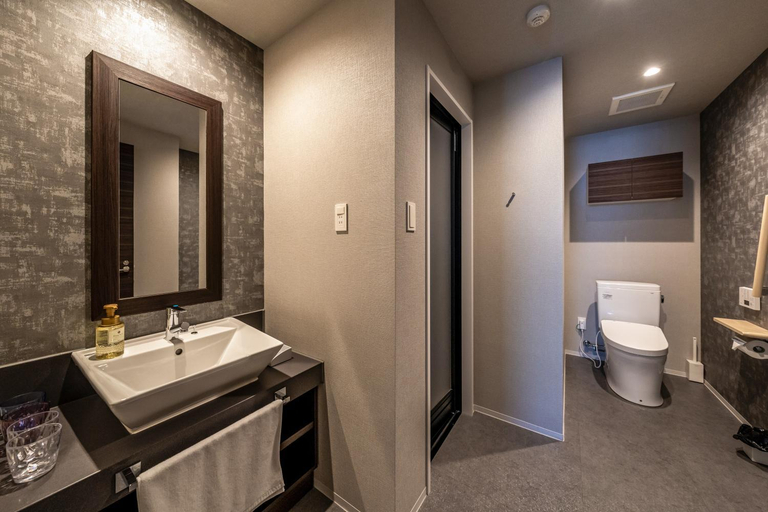 Bathroom 4, Apartment Hotel 11 Namba, Osaka