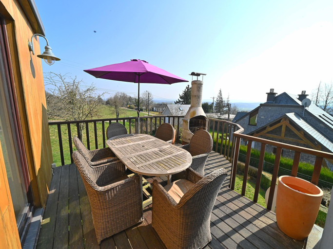 5, Holiday Home in Noiseux with BBQ Terrace, Namur