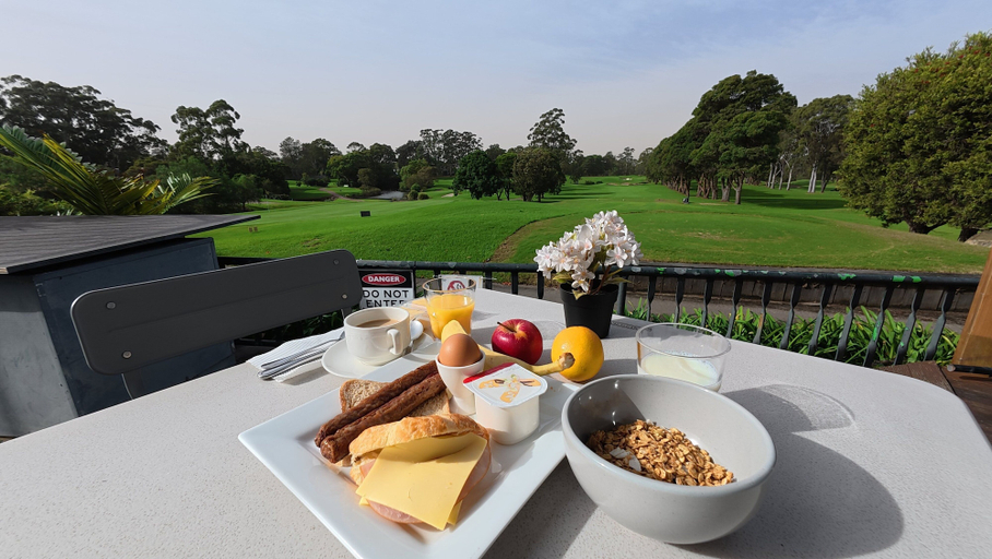 Food & Drinks 5, The Select Inn Ryde, Sydney
