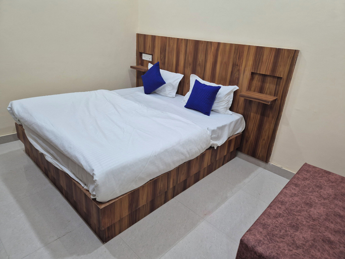 Others 5, RK Residency, Mathura
