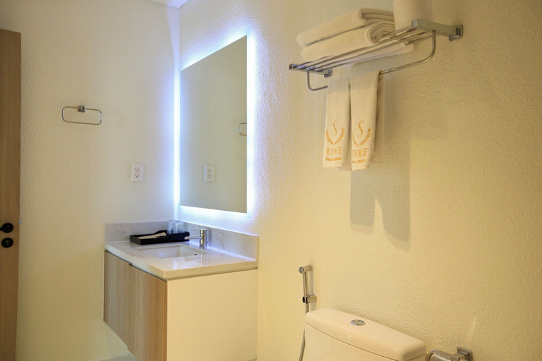 Bathroom 4, S Home Apartment by DDH, Phú Nhuận