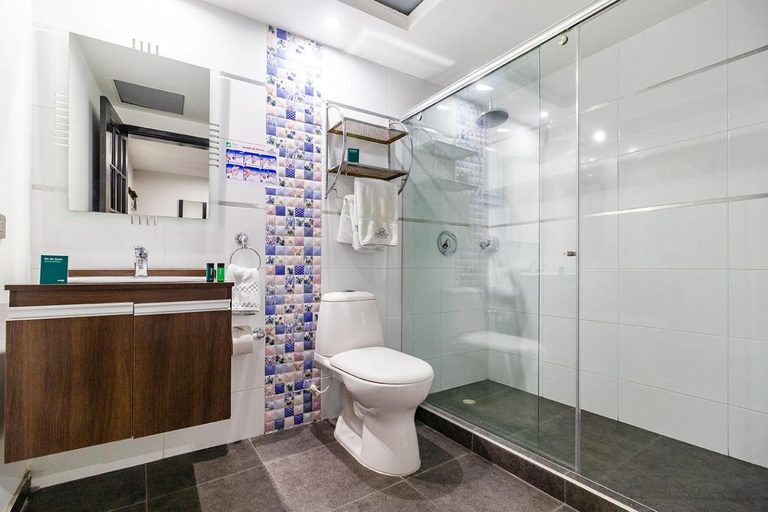 Bathroom 4, Hotel Puerto Madero Boutique, Chía