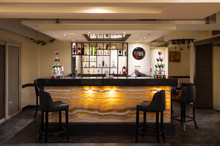 Bar 2, La Rosa Boho, Al-Ghurdaqah