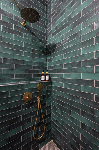 Bathroom 3, Terasa TLV