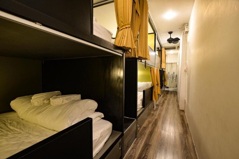 Bedroom 3, Four Sisters Homestay, Khlong San