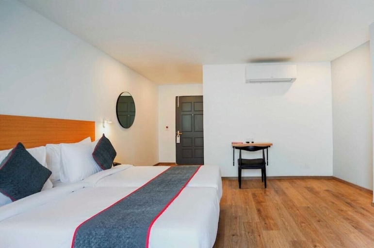 Others 4, Hotel Royal Address, Gautam Buddha Nagar
