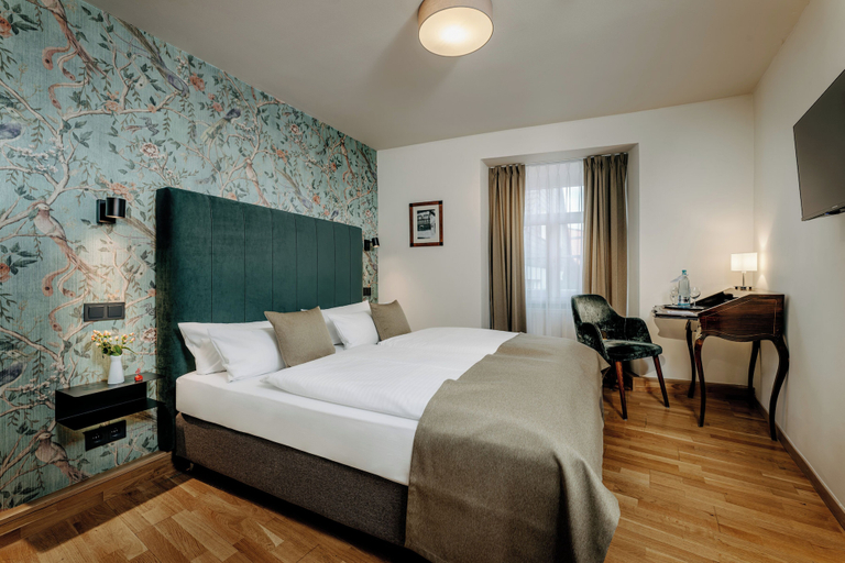 Bedroom 23