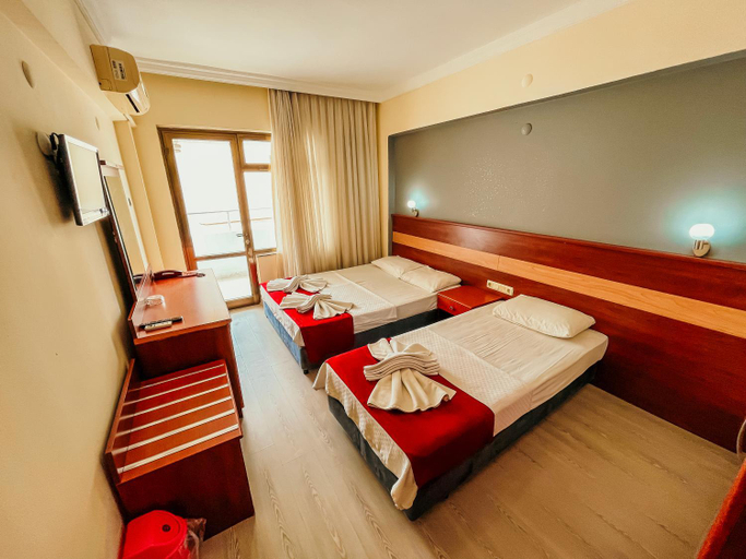 Bedroom 2, Hotel First Class, Didim
