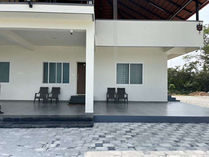 Exterior & Views 2, Sriram Guest House, Chikmagalur