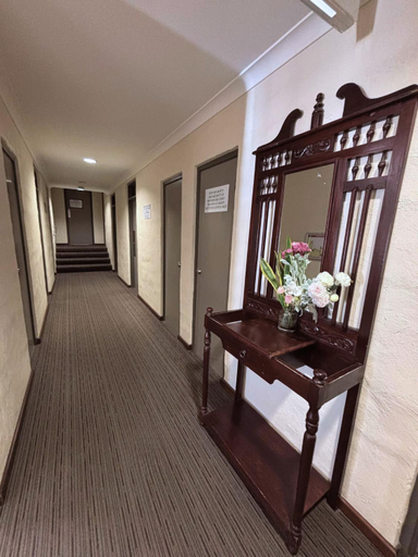 Others 4, Prince of Wales Hotel, Bunbury, Bunbury