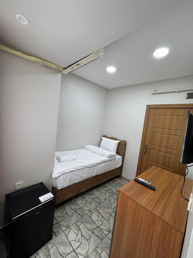 Bedroom 3, beyzade apt hotel, Fatih