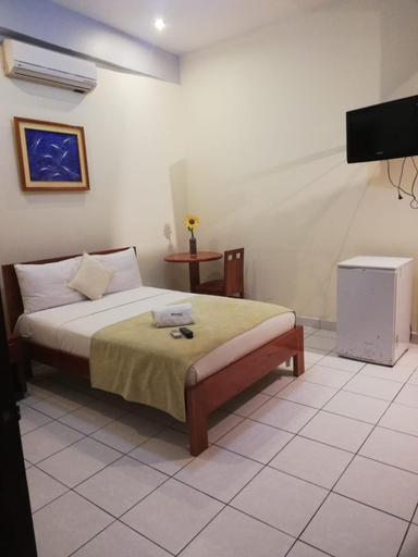 4, Hostal Huayruro, Maynas