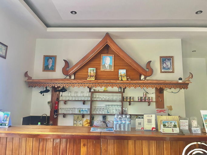 Food & Drinks, Au Paradis Bleu, Kaeb